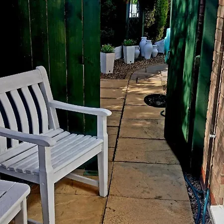 Romantic Breaks And Bus Stopovers For 2 In N Yorks Appartement